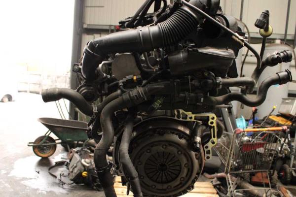 MOTEUR CITROEN / PEUGEOT 1.2VTI , PURETECH CODE ( HNZ OU HN01 10XVCA3 ) - Vue 5